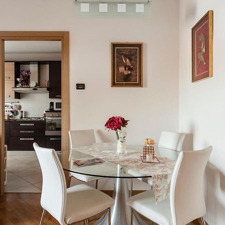 Hostly - Family Home Strada dell'Olio - Brand new 2BR, 2 Bathrooms Cascina Esterno foto