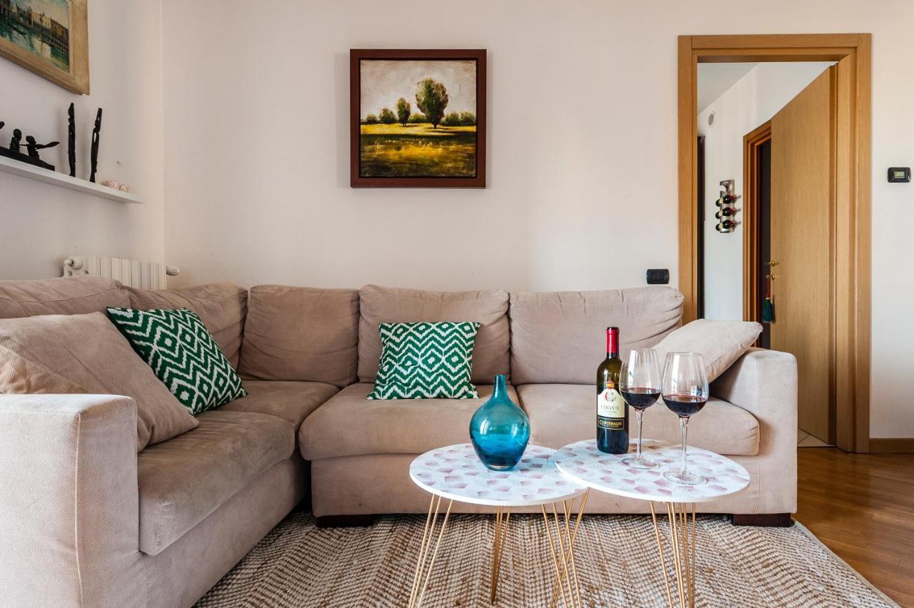 Hostly - Family Home Strada dell'Olio - Brand new 2BR, 2 Bathrooms Cascina Esterno foto